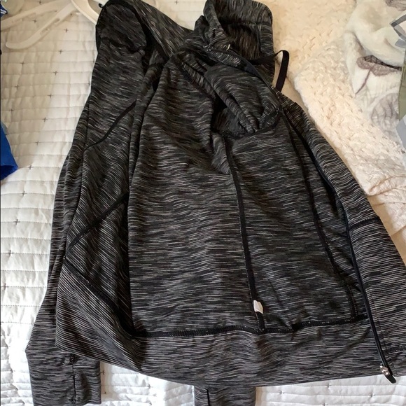 Workout jacket - Picture 2 of 2